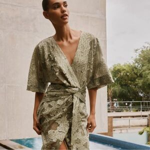 🎉SALE🎉NWT🔥ZARA Textured Wrap Midi Dress NWT | XL